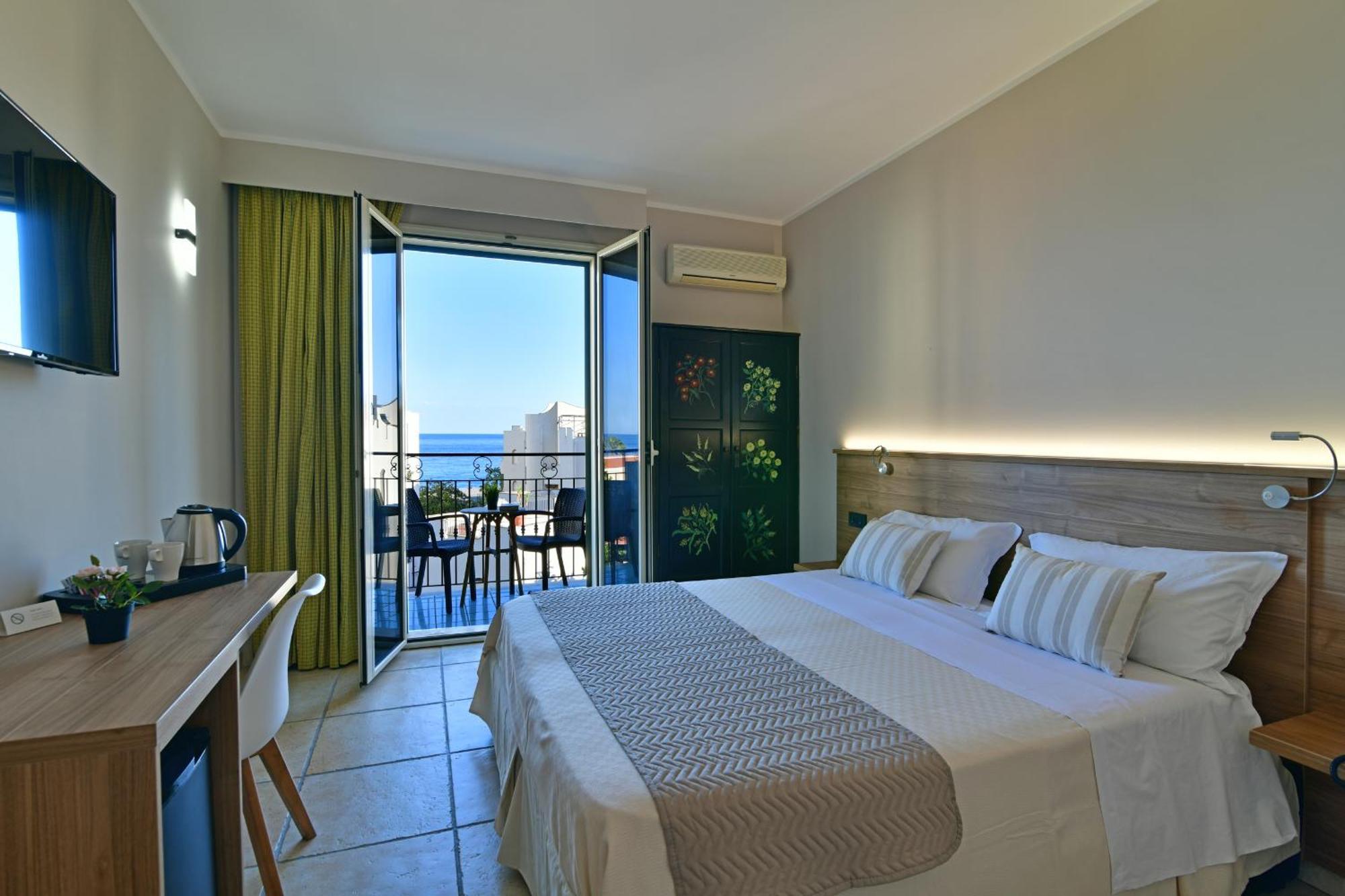 Hotel & Apartments Villa Linda Giardini Naxos Exteriör bild